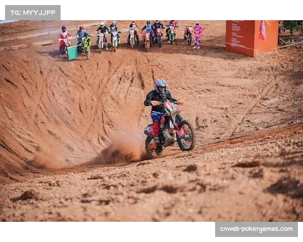 电车组选手高毅鹏元谋赛称雄,称电动摩托车技术已满足耐力赛需求